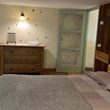 Profumo Di Legno Apartment Aosta Bagian luar foto