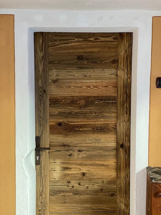 Profumo Di Legno Apartment Aosta Bagian luar foto