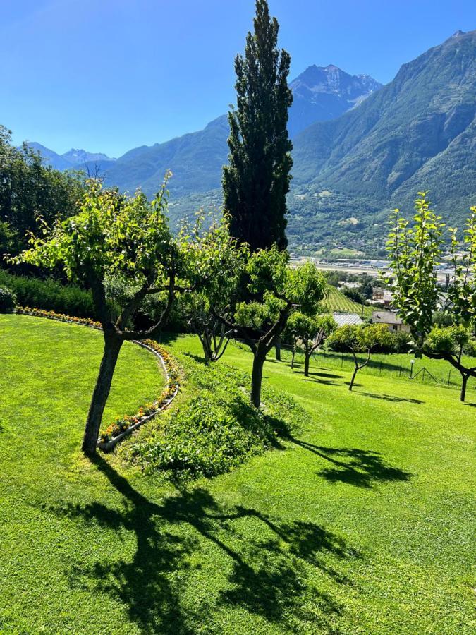 Profumo Di Legno Apartment Aosta Bagian luar foto